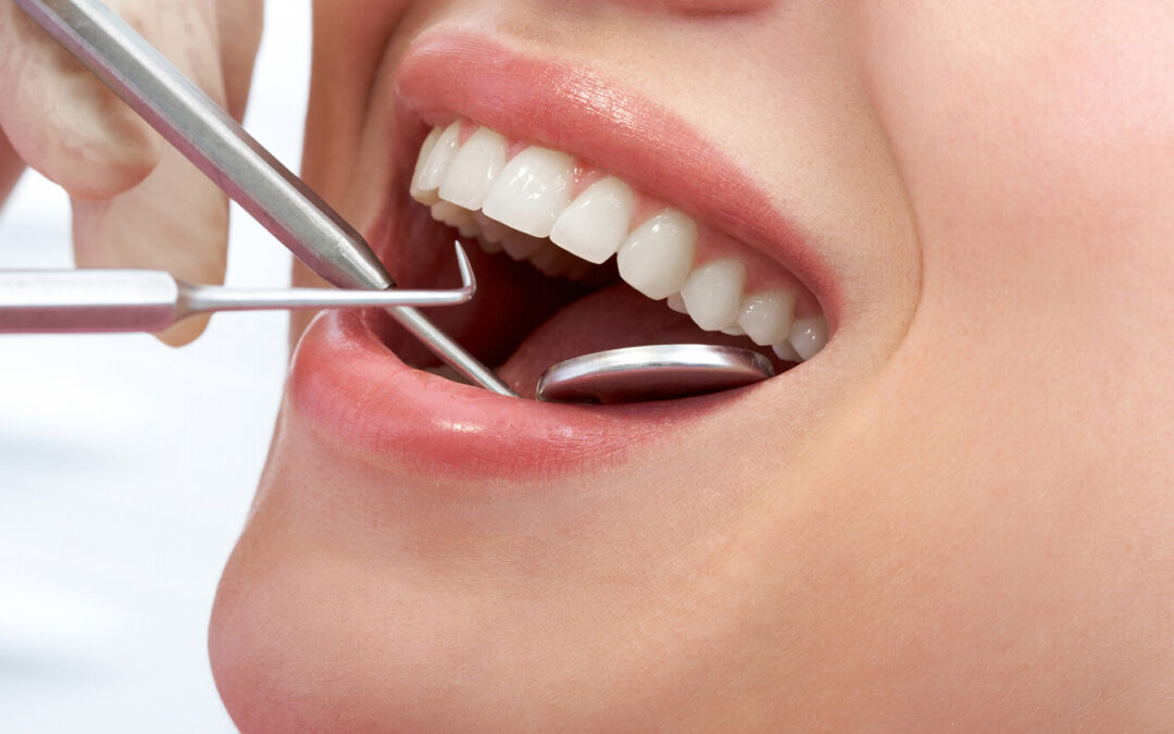 4-Ways to Improve your Oral Health in Brampton ON with a Gum Disease Treatment Dentist